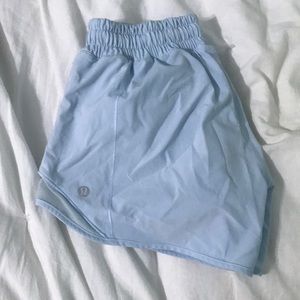 Lululemon Hotty Hot shorts 4”